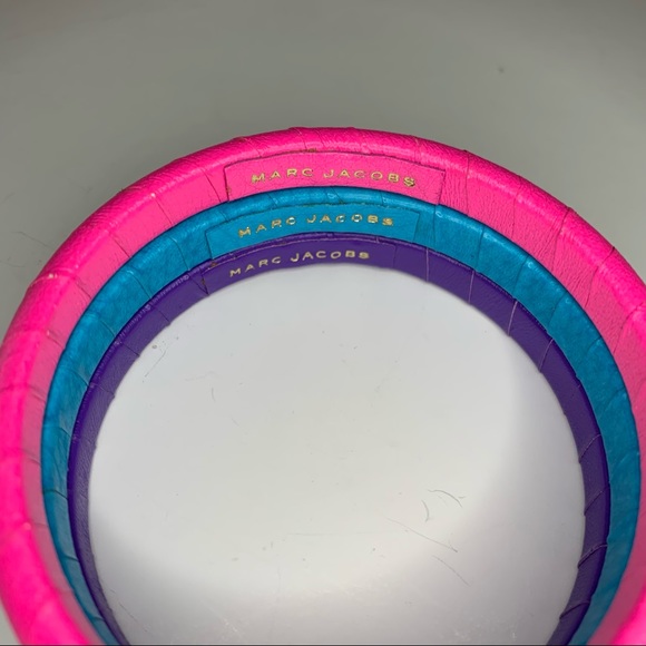 Marc Jacobs Wrapped Leather Bangles - Set of 3 - Picture 2 of 8